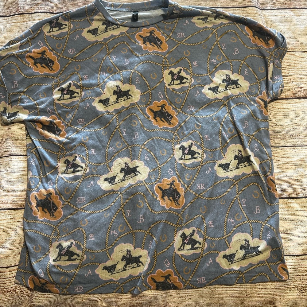 Stylish Gray Graphic Women's Top